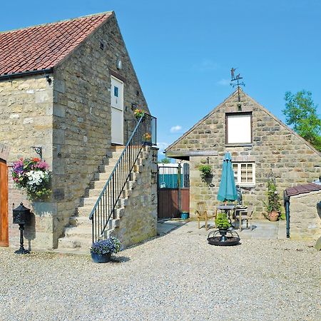 Highfield Barn Coulton Exterior foto
